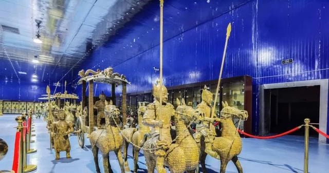 建国|天下农民收藏馆试营业!横店欲建国内最大文物艺术品市场