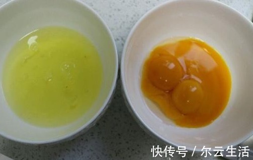 养花|张大爷养蟹爪兰只要一个鸡蛋,一个小技巧,枝头冒出无数花苞