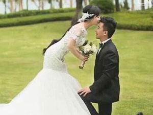 2007年,《星光大道》王二妮風(fēng)光無限,嫁人回農(nóng)村后因何發(fā)文抱怨