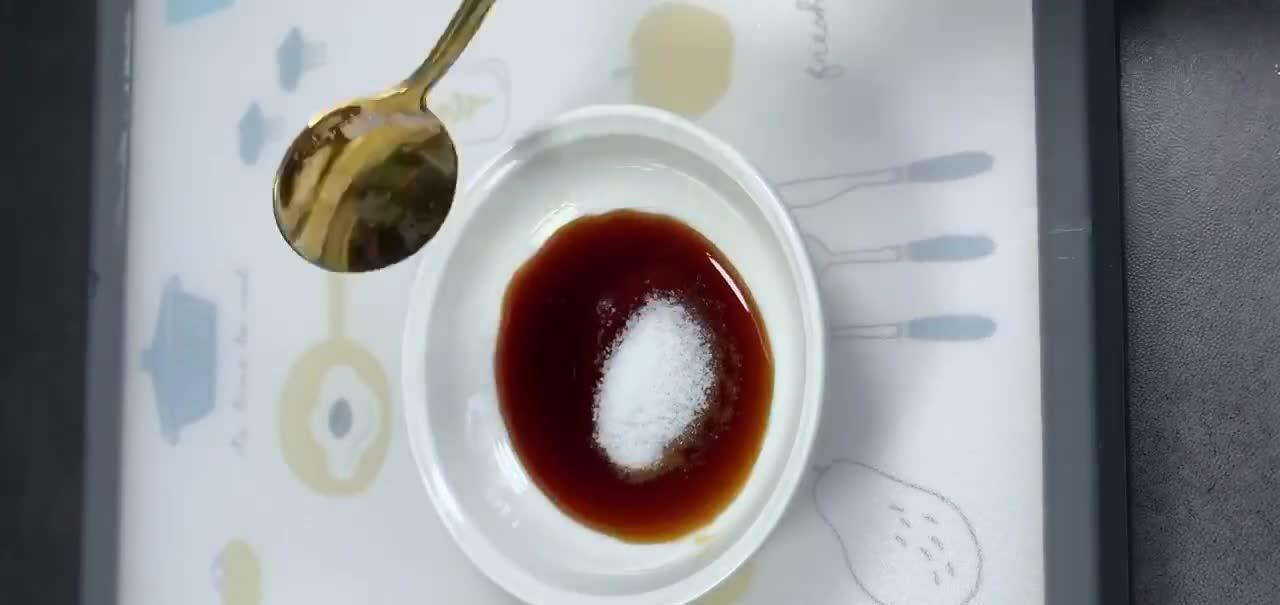 虎皮青椒的做法,香辣脆爽好吃不油腻,和米饭搭配拿肉都不换