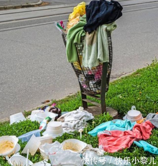 名牌|“这是我家孩子穿过的名牌,给你宝宝吧”闺蜜收下,隔一天全扔了
