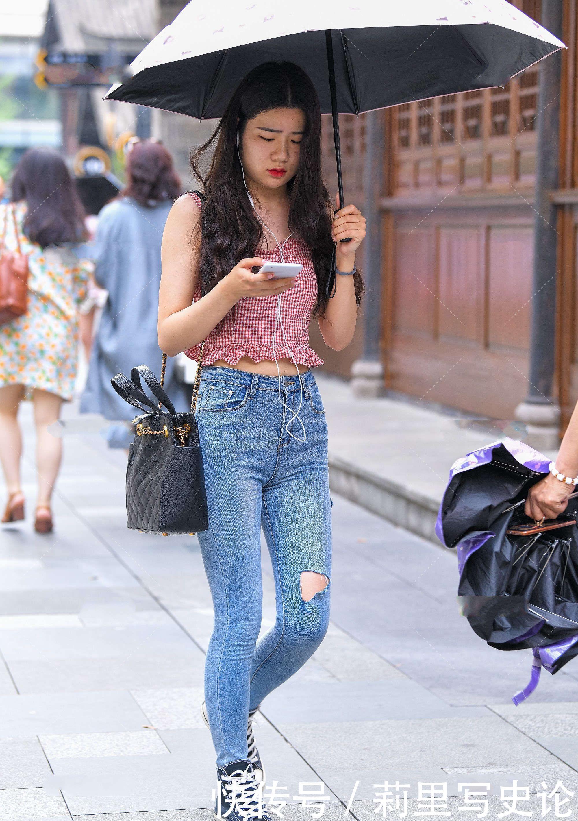 上衣|BM风加上荷叶花边，清新十足，来看看青春靓丽风如何搭配吧