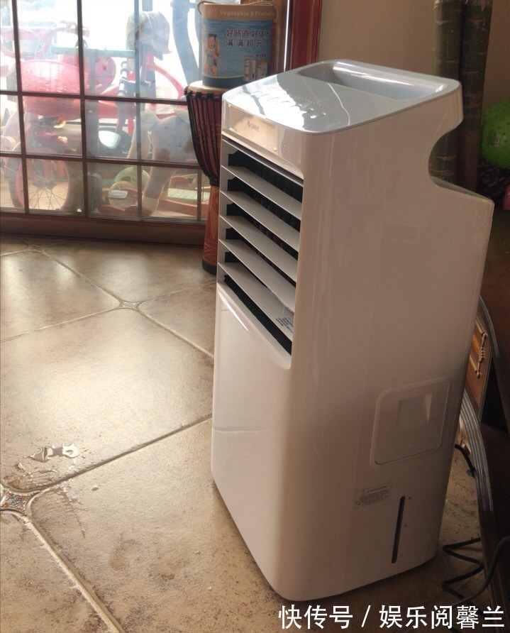 噱头|略显尴尬的3样“生活小物”,噱头大于功能,花钱找罪受