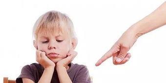 孩子|孩子用严厉的训斥对待孩子的错误?其实孩子更需要家长的爱