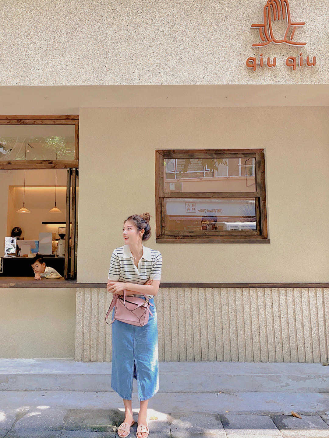 高跟鞋|牛仔裙也适合职场化,好看还减龄,可以这样穿,原来30+的女人更合适