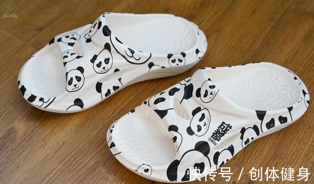 app 软糯贴脚的休闲拖鞋,更快舒缓脚部疲劳,咕咚运动舒缓拖鞋体验!
