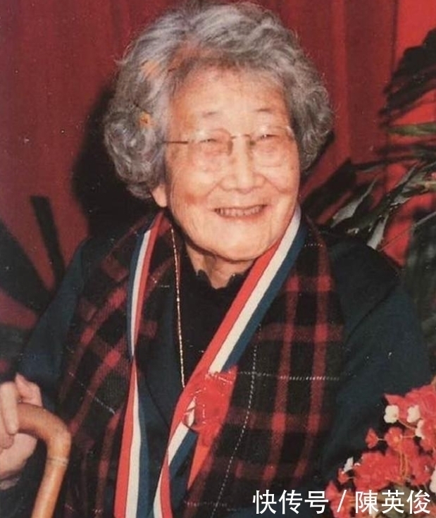 麻省理工|同餐不同寝，分居不离婚，丈夫离世才后悔，晚年道出原因和遗憾