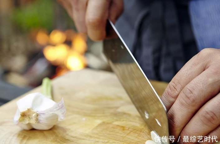 饭前|慢性胃炎的3个“死对头”,饭前吃两口,助你赶跑“幽门螺杆菌”