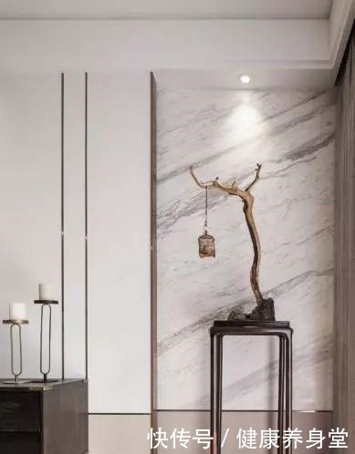 材质|石膏线早已过时,“窄框线”成为主流,更符合当代审美理念,换吧!