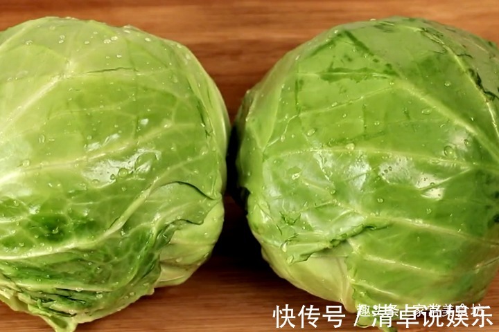 包菜最好吃的做法,简单美味又营养,香辣开胃,越吃越想吃