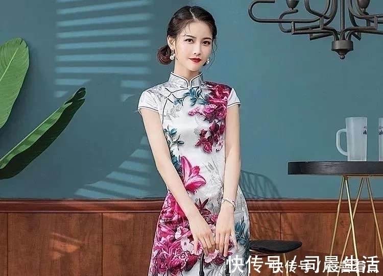 真丝 淑女高端真丝旗袍,这样穿,让你美的含蓄又矜持