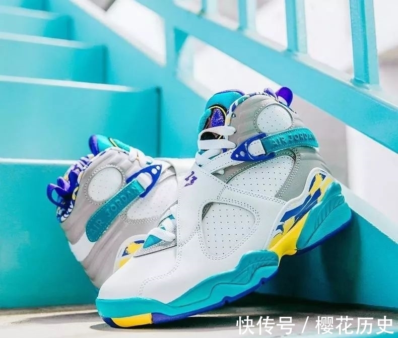 实战 打球逛街都抢眼|盘点高颜值的实战篮球鞋