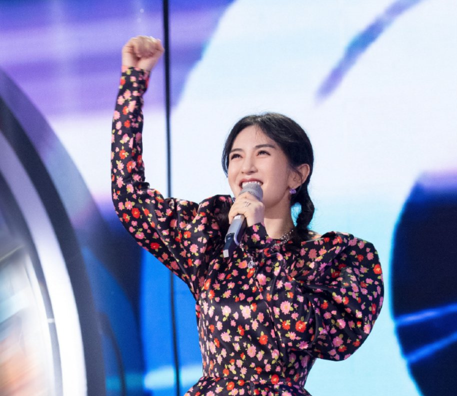  再次|谢娜又一综艺官宣抵挡，与张杰再次合体，《浪姐》姐姐也在