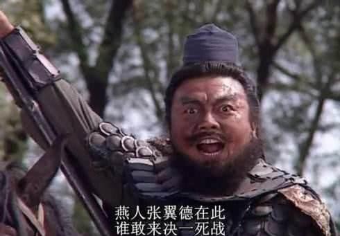 割须弃袍|除了马超能打得曹操割须弃袍外,还有这四员猛将可以,吕布是其一