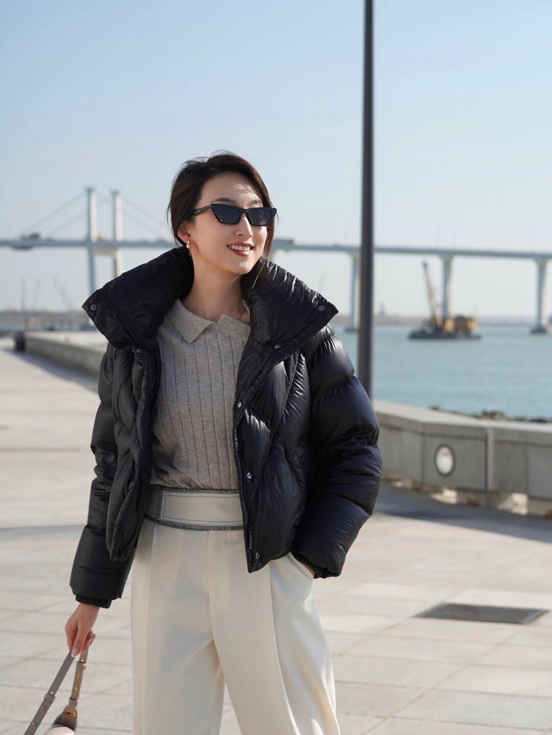 百搭|冬季基础色羽绒服才“真香”,百搭实用还遮肉,配什么单品都好看