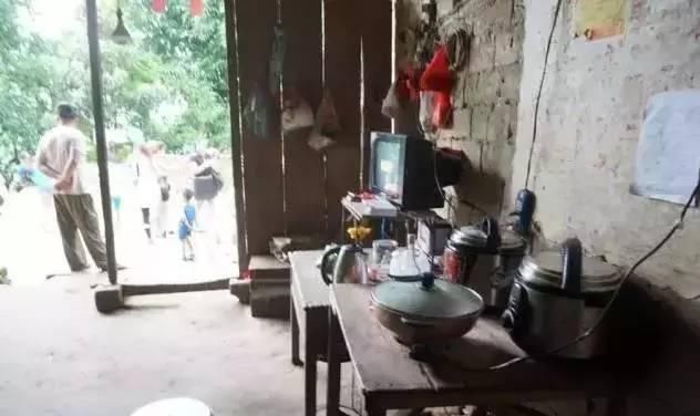 生娃|老汉21年生下15个孩子,75岁成网红,如今一家人生活怎么样