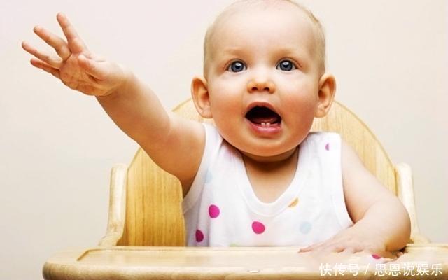 敏感期|婴儿这5种古怪行为说明孩子正在变聪明,你家宝宝有没有