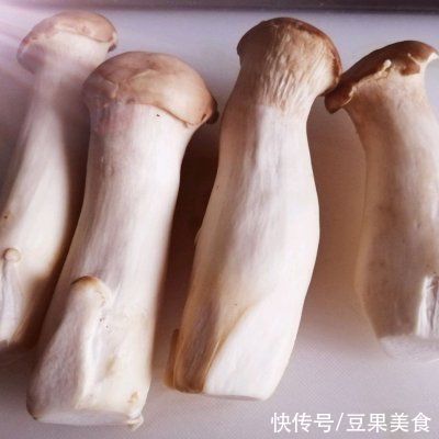 干煸杏鲍菇|#巨下饭的家常菜#干煸杏鲍菇