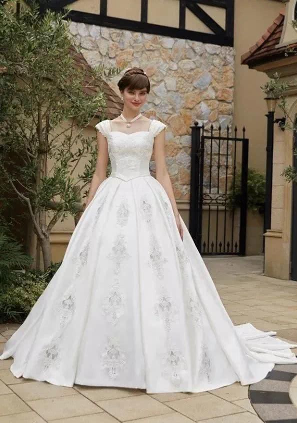 把冰雪奇缘做成婚纱这些迪士尼公主穿的婚纱裙也太好看了