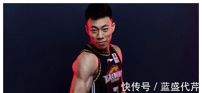 nc张镇麟迎23岁生日!辽篮祝福太暖心,有望成中国男篮领军人物!