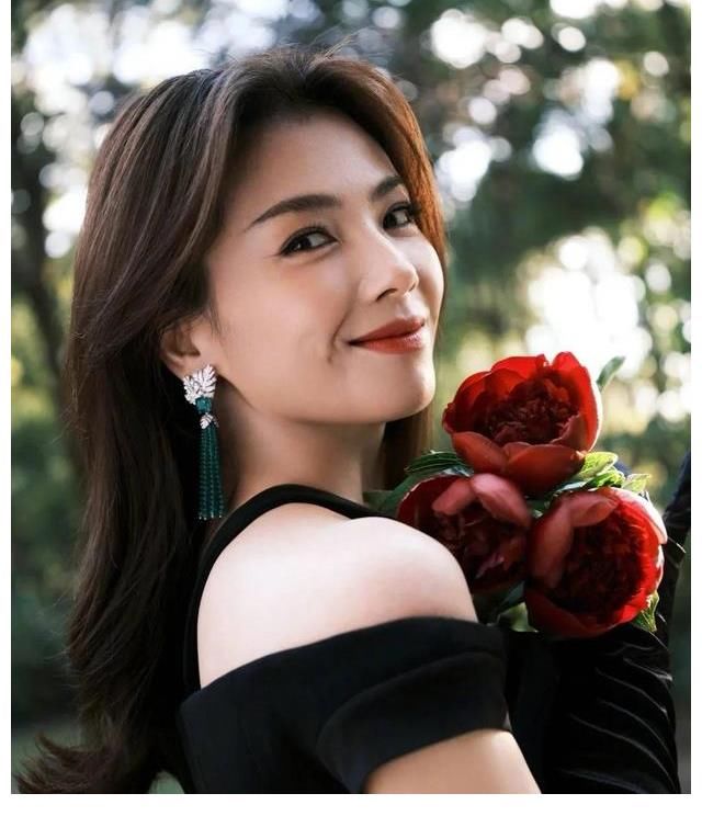 楊冪于和偉聯(lián)合宣傳？劉耀文時尚力突出？徐崢尬炒夫妻話題？