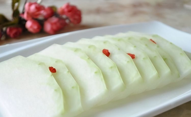 漂亮女人爱吃的3种食物,清理身体垃圾毒素,养颜抗衰老