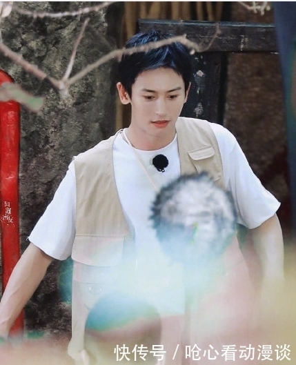 张哲瀚|张哲瀚跑男路透遭群嘲?与许凯同框被吊打,被指像少爷和他的保镖