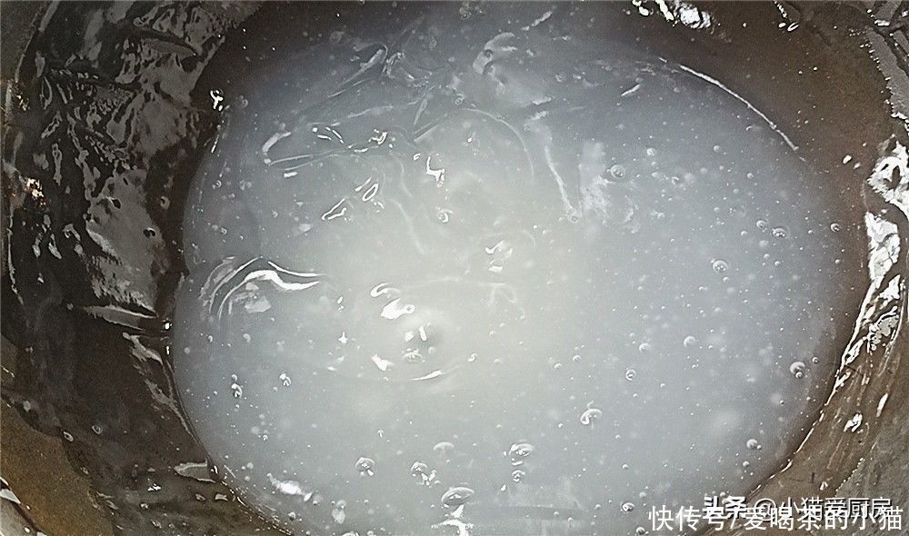 搅凉粉|从搅凉粉开始教你做酸辣凉粉，在家也能轻松吃到的美味，特解馋