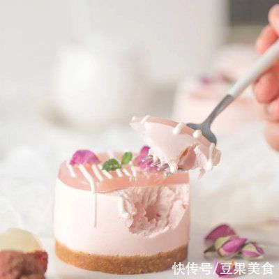 慕斯|玫瑰荔枝镜面冻芝士，mini一个，少少负担