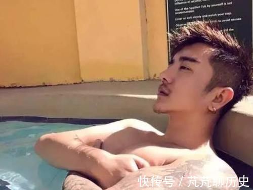 肌肉|肌肉男秒变胖大叔?!PS会欺骗你但肌肉不会!