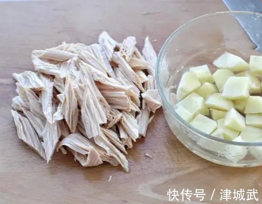 入冬后不吃肉也要吃它！蛋白质是牛奶的13倍，嫩滑筋道上桌抢着吃