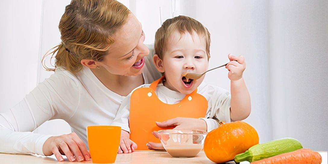 营养|初次给宝宝添加辅食，要注意哪些事？