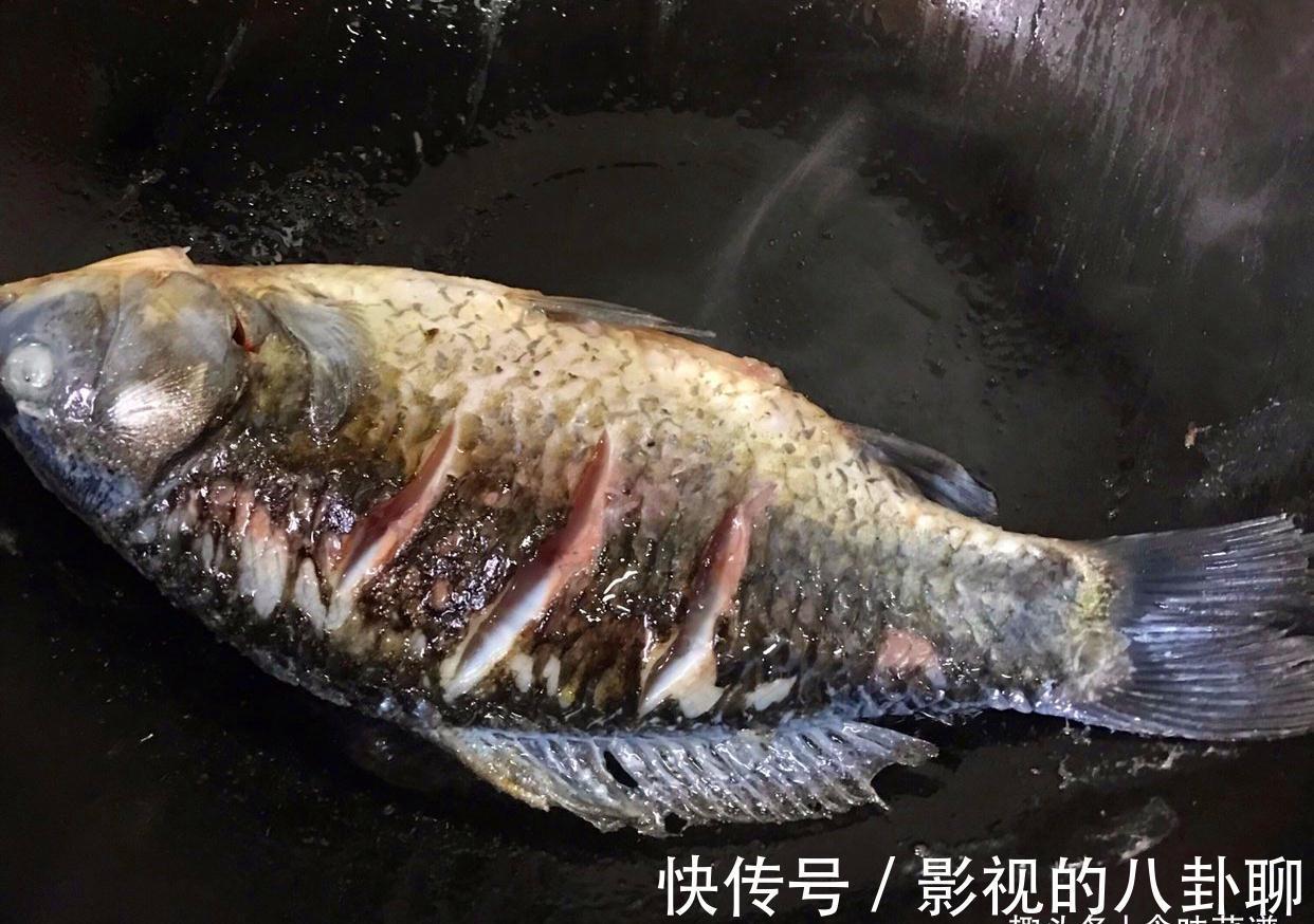 秋冬季节养生,建议多吃白萝卜,教你一个新做法,健康安稳过秋冬