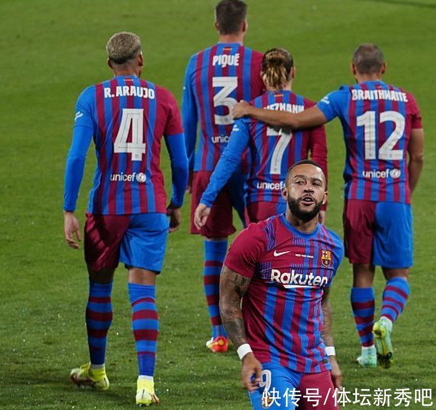 尤文|巴萨球迷发泄怒火!甘伯杯狂嘘一人,怪他不走“影响”梅西留队
