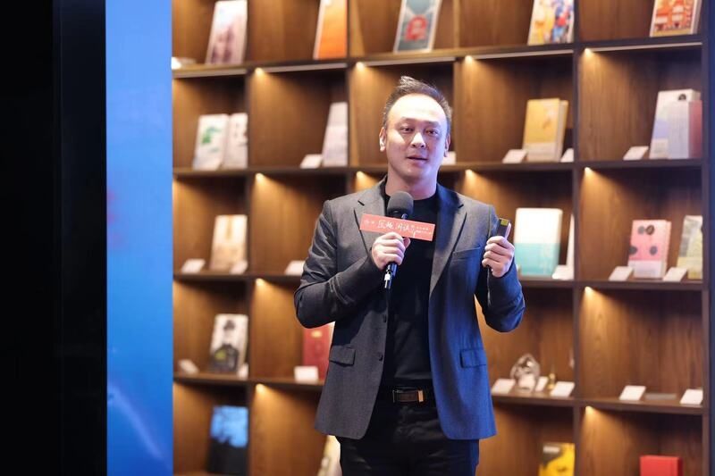 思南公館上演滬上首場(chǎng)醫(yī)學(xué)脫口秀：醫(yī)學(xué)生和醫(yī)生的“段子”說(shuō)了點(diǎn)啥