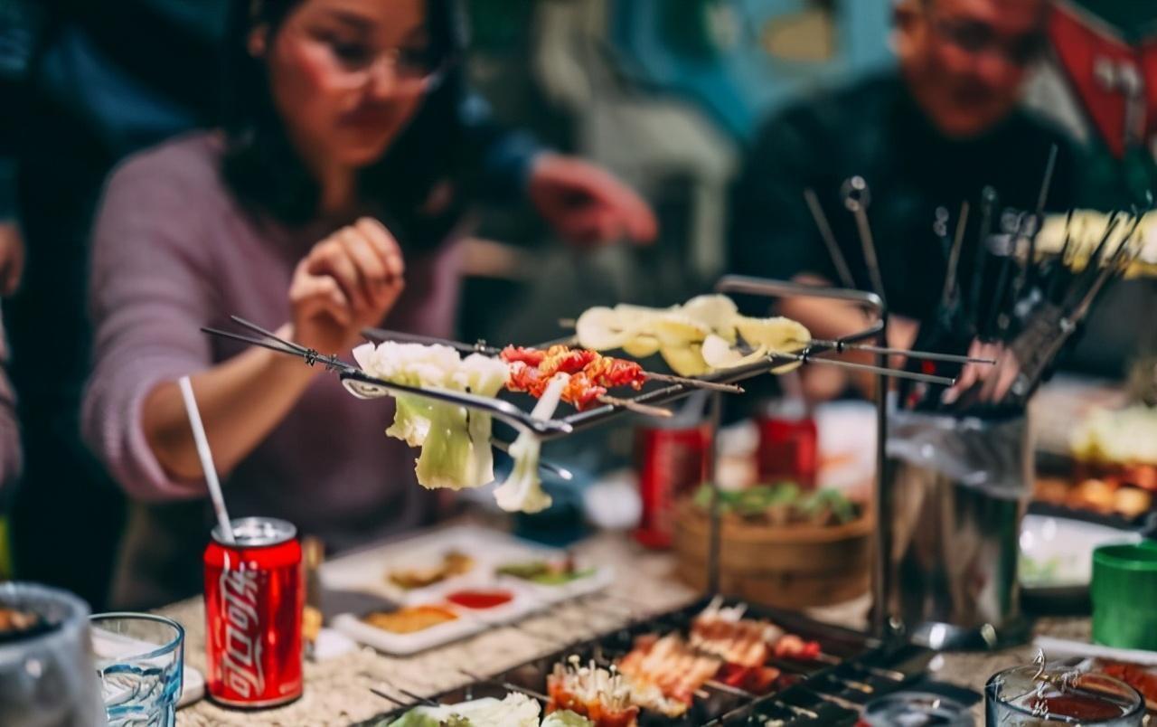 健康|50岁是寿命的“决定期”,有5个表现,恭喜很健康,易长寿