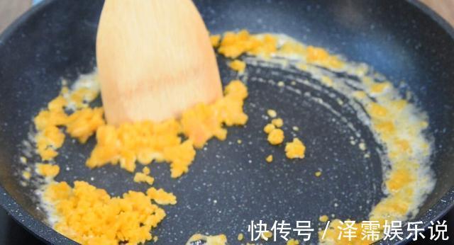 鸭蛋|孩子补钙的黄金菜,钙质丰富,补充营养长高个,比牛奶排骨管用