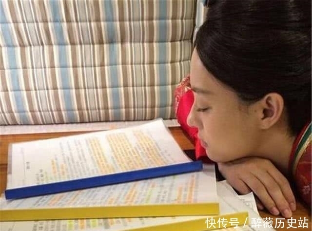 王劲松 易烊千玺出关:所有的吃亏从长远来看都是占便宜