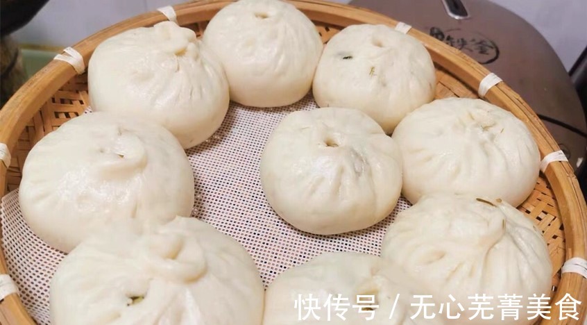 入秋后，多吃此菜，钙是牛奶的3倍，铁是核桃的2倍，蒸包子吃真香！