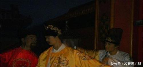 悔之晚矣|三个奸臣都因造反而亡，明英宗才懂得分清是非，悔之晚矣！