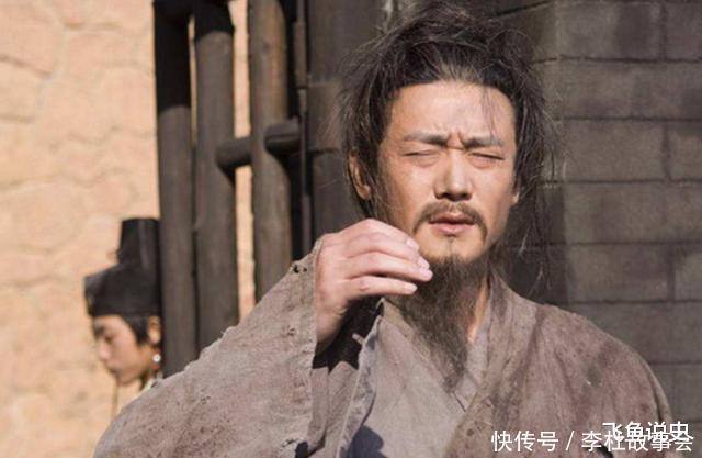 苏东坡门挂识遍天下字,一老者请教学问却答不出,对联又前加4字