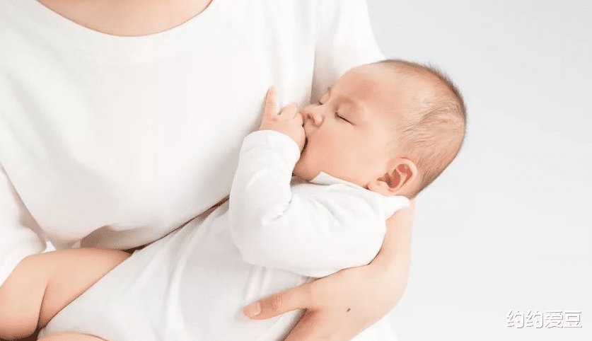千万不要浪费好奶水！这几个喂奶误区一定要避免！