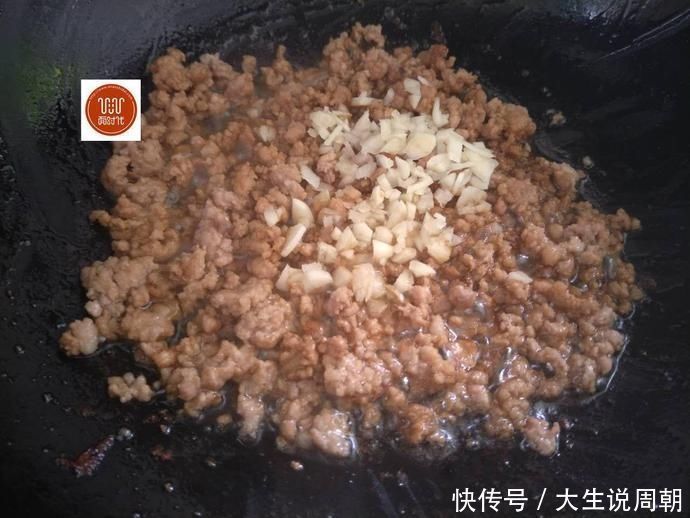 茄子最好吃的做法,这样炒省油不油腻,秒杀红烧茄子,做法还简单