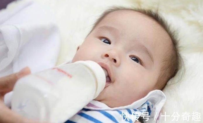 母乳喂养|宝宝从出生到6个月,宝妈要做好6件事,让宝宝发育得更好更健康