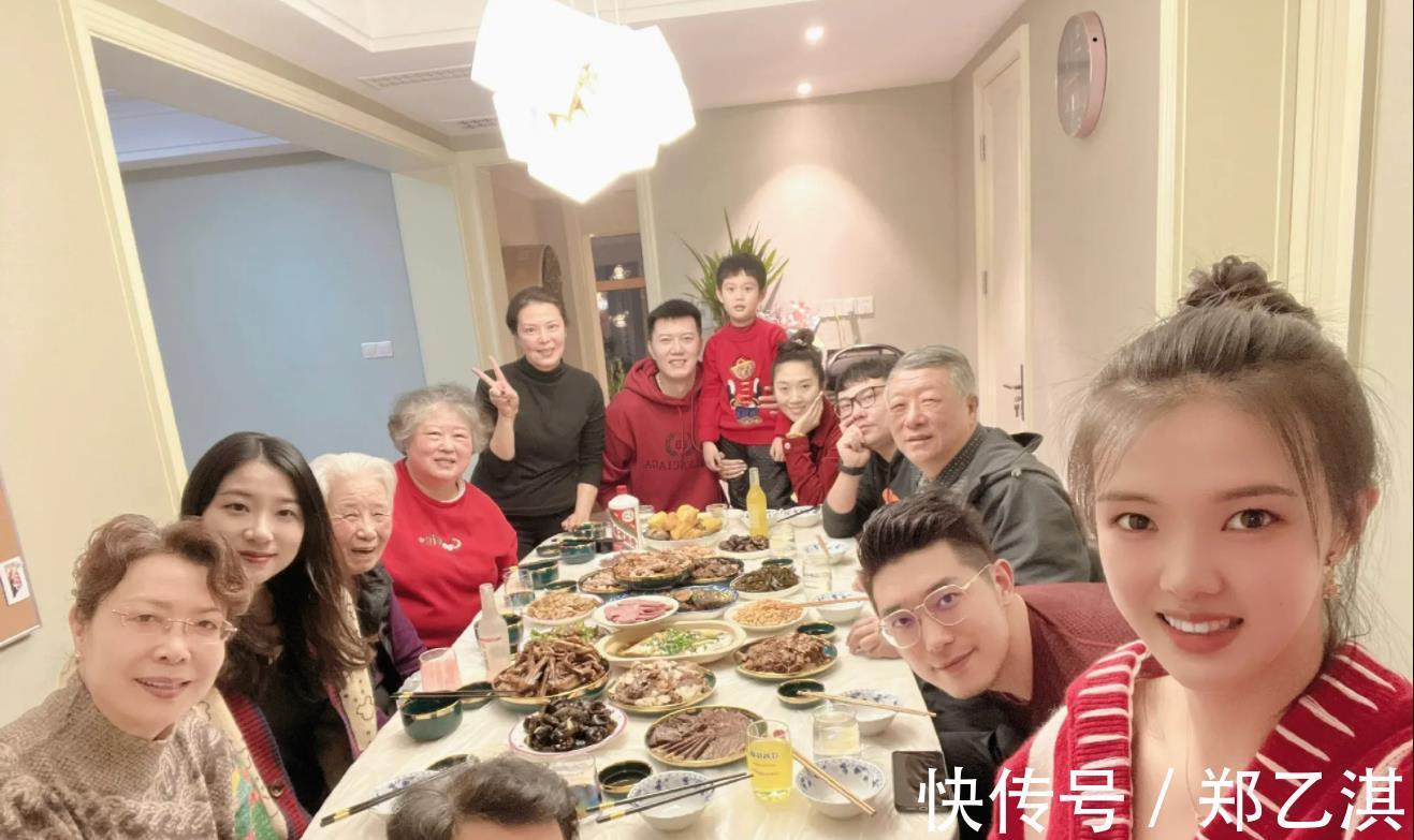 梅笑寒|中国女排最新消息!蔡斌喜欢小个子球员,专心等待朱婷回归!