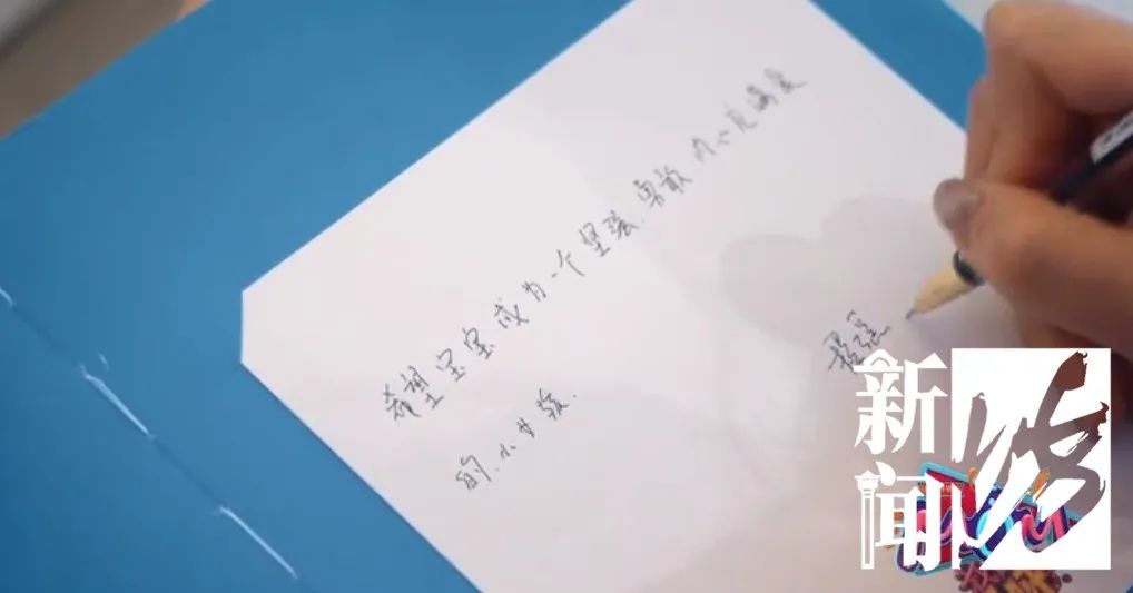 宝宝|坐骑价值百万!沪上这位妈妈带着宝宝,如此演绎“马背上的人生”