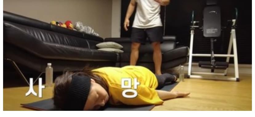 runningm宋智孝帮金钟国录油管，迟到道歉后遭遇欧巴魔鬼训练，坦言多年了感谢对方一直没放手