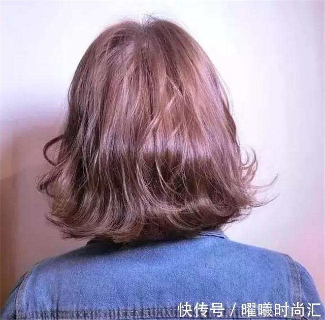 纹理 到了40岁的“家庭妇女”,有白发的剪这些发型,时髦减龄又气质