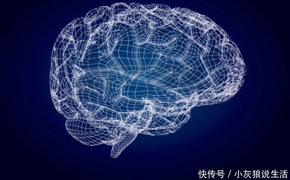 中老年|有趣的老年痴呆测试花朵中有一张女人的脸，你能在10秒内找到吗