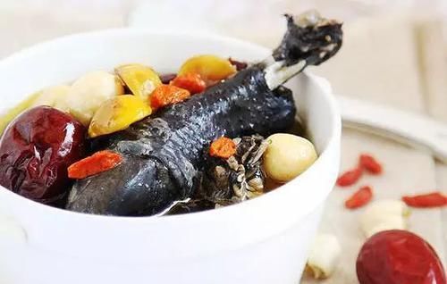 要表现为|气血两虚的人易生病,一碗汤就能补气又补血!